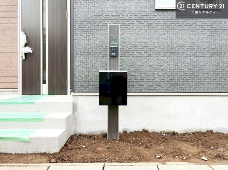 ���̑� �Ɨ��|�X�g��������ˌ��ďZ��B���֎������������Ƃ�����ۂŁA�X�֕��̎󂯎����X���[�Y�ɍs���܂��B�Z�܂��̊O�ςɂ����a�����g������̗ǂ��ݔ��ł��B