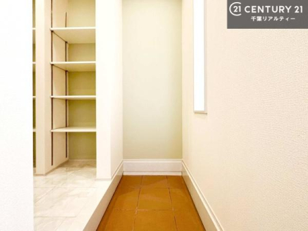 ���� ���ċA���Ă��Ă��A�������܁I�����������Ȃ�A�D�����}������Ă�����ԂɂȂ��Ă��܂��B
���邭��������錺�ւł��I