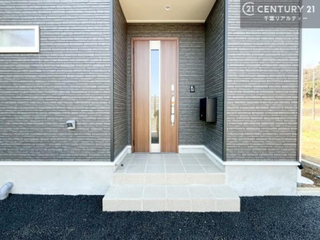 ���̑����n �����T���̂������E���v�]�E������ȂǁA���Ȃ�ƕ��ЃX�^�b�t�܂ł��\���t�����������I�s���Y�Ɋւ��邱�ƂȂ�A�ǂ̂悤�Ȃ��Ƃł����S���ӑΉ������Ē����܂��B
