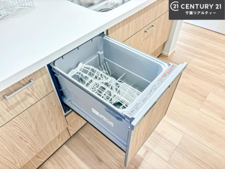 �L�b�`�� �H��@�t���I�Z��������~��͎�r��h�~�Ƃ��đ劈�􂵂܂��I�r���g�C���d�l�Ȃ̂ŁA�ꏊ����炸�����X�y�[�X���L���g���Ď�ۂ悭��Ƃ��o���܂��I