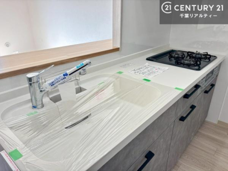 �L�b�`�� ���C�h�ȃV���N�ł��ˁI�������˂ɂ������������₷���Ǝ����y�X�d�l�̃V�X�e���L�b�`���ł��I
�f�U�C�����Ƌ@�\�������˂��L�b�`���Ő�����������܂��ˁI