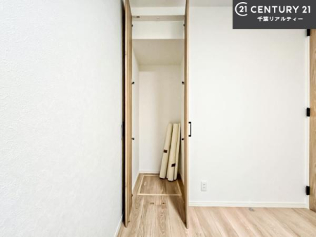 ���[ ���[�X�y�[�X����������Ă���̂ŁA�G�ߕ����̓��������������܂�A���p���̍�����Ԃł��B