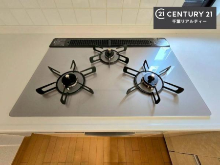 �L�b�`�� �R�����͎O������̂ł������̓����i�s���ł��܂��B
�������O�����t���ł��B�����X�y�[�X���L�X���Ă���׍�Ƃ����₷���I�g�����肪�ǂ��V�X�e���L�b�`���ł��I