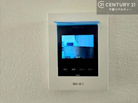 ���̑� TV���j�^�[�t�C���^�[�t�H���������B���K�҂̊���m�F���Ă���Ή��ł��邽�߁A�h�Ɩʂɂ��z�����ꂽ���S�̐ݔ��ł��B