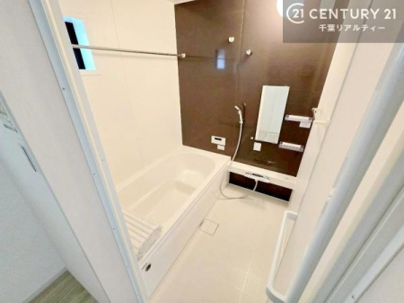 ���� �L�X�o�X�ň���̔������t���b�V���B�����L�΂���̂ŁA�����ɂ��������ƐZ����܂��ˁI�����̃o�X�^�C�����y���݂ɂȂ�܂��B