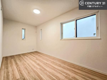 �q������ �|���o�������Ȃ��������́A���q�l�̂������Ƃ��Ă����S�ł��I
���[�X�y�[�X���[�����Ă���̂ŎU�炩�������������T�b�ƕЕt�����܂��I