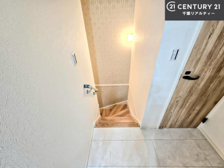 ���̑����� �K�i�͖��邭�萠������Ă��܂��B���q�l�₲�N�z�̕������S���Ă����p�����܂��ˁB