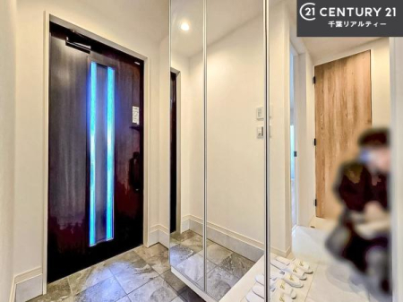 ���� ���ċA���Ă��Ă��A�������܁I�����������Ȃ�A�D�����}������Ă�����ԂɂȂ��Ă��܂��B
���邭��������錺�ւł��I