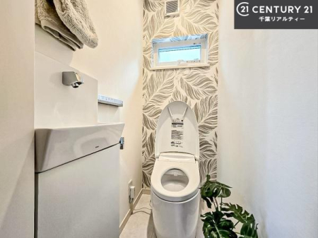 �g�C�� �������֍��ɂ��A�~��͕֍����g�����ł���̂ŗ₽���֍��ɍ��炸�ɍςފ������d�l�ł��I