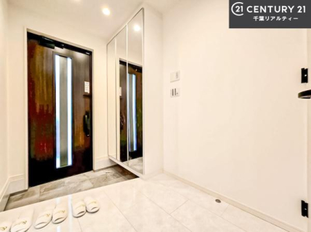 ���� ���ċA���Ă��Ă��A�������܁I�����������Ȃ�A�D�����}������Ă�����ԂɂȂ��Ă��܂��B
���邭��������錺�ւł��I