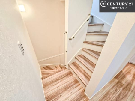 ���̑����� �K�i�͖��邭�萠������Ă��܂��B���q�l�₲�N�z�̕������S���Ă����p�����܂��ˁB