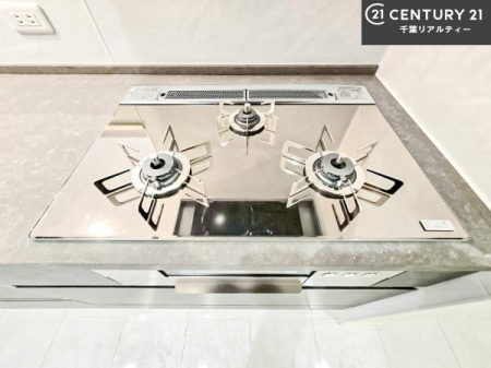 �L�b�`�� �R�����͎O������̂ł������̓����i�s���ł��܂��B
�������O�����t���ł��B�����X�y�[�X���L�X���Ă���׍�Ƃ����₷���I�g�����肪�ǂ��V�X�e���L�b�`���ł��I