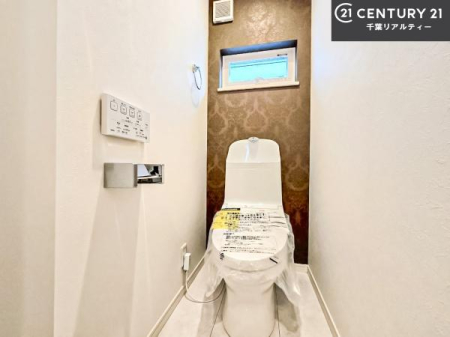 �g�C�� �������֍��ɂ��A�~��͕֍����g�����ł���̂ŗ₽���֍��ɍ��炸�ɍςފ������d�l�ł��I