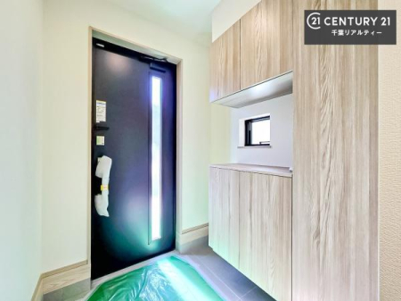 ���� ���ċA���Ă��Ă��A�������܁I�����������Ȃ�A�D�����}������Ă�����ԂɂȂ��Ă��܂��B
���邭��������錺�ւł��I