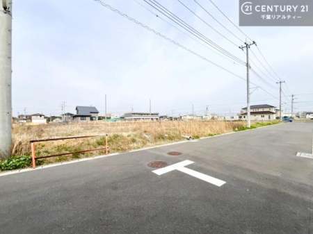 �O�ʓ��H�܂ތ��n�ʐ^ �S�䂭�܂Ō��n����������������悤�A�����ē��̂��p�ӂ������Ă���܂��B���C�y�ɂ��₢���킹�̏�A���z�̕�炵�ւ̈�������i�߂��������I