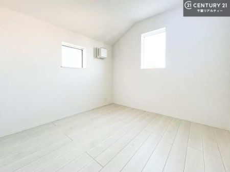 �m�� 2�ʍ̌����m�ۂ������邢�����́A���ʂ����ǂ��A���邭��ϋ��S�n�̗ǂ���ԂƂȂ��Ă���܂��B�����b�N�X���ĉ߂�����S�n�̗ǂ��������ł��I