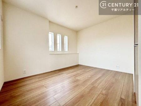 �q������ �|���o�������Ȃ��������́A���q�l�̂������Ƃ��Ă����S�ł��I
���[�X�y�[�X���[�����Ă���̂ŎU�炩�������������T�b�ƕЕt�����܂��I