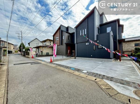 �O�ʓ��H�܂ތ��n�ʐ^ �O�ʓ��H�͖�4���̗����������Z���B�Ԓʂ����r�I���Ȃ��A�������ƈ��S���ďo���肪�ł��܂��B