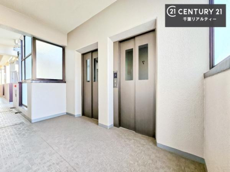 ���̑����p�� �G���x�[�^�[������A���K�ŃX���[�Y�Ȉړ��������B
���������A��₨���̓����A�X�g���X�Ȃ��������֌������܂��B