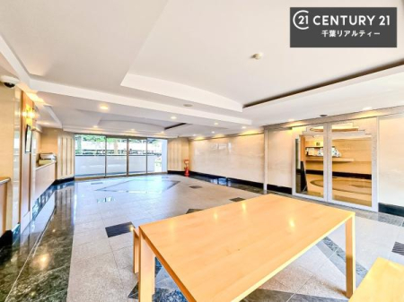 �G���g�����X �u���̕����C�ɂȂ�I�v�u�������Ăǂ�ȏ��H�v�u�����Əڂ����m�肽���I�v�Ǝv������A���C�y�ɂ����k���������B�S���X�^�b�t�����J�ɂ������������܂��B