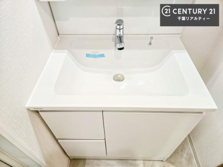 ���ʑ�E���ʏ� �[�����ʑ�{�E���́A�������˂ɂ����̂ł�����ꂪ�y�X�I���������ۂĂ܂��I
�L���C�Ȑ��ʏ��Ŏ��������̃��`�x�[�V�������オ��܂��ˁI