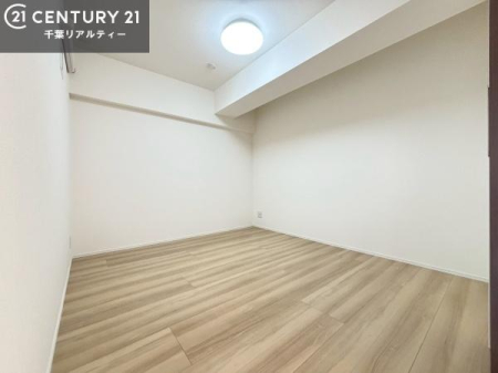 �q������ �V���v���Ƀf�U�C������Ă��邽�߁A�Ƌ��I�т܂���I
���C�ɓ���̉Ƌ��u���Ă��낰���Ԃ���邱�Ƃ��ł��܂��B