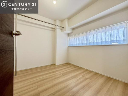 ���[ �E�H�[�N�C���N���[�[�b�g�t���ł��B��������̂��m���Ȃǂ����[���Ă��������ł��ˁI���ɂ���@�������ȂǋG�ߕ��̑傫�ȉƓd�����[�ł��܂��I