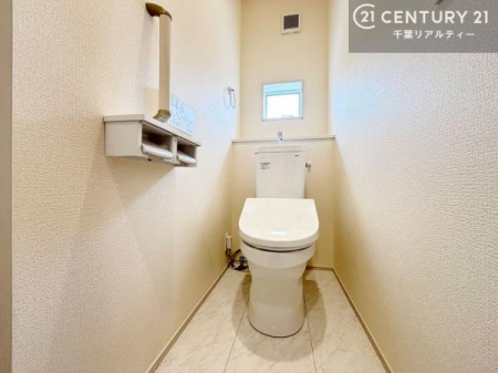 �g�C�� �������֍��ɂ��A�~��͕֍����g�����ł���̂ŗ₽���֍��ɍ��炸�ɍςފ������d�l�ł��I
