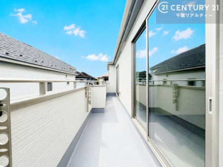 �o���R�j�[ 2��������o����ł��鑱���o���R�j�[���̗p�B�����󕨂₨�z�c�������X���[�Y�ɍs����֗��Ȑ݌v�ł��B