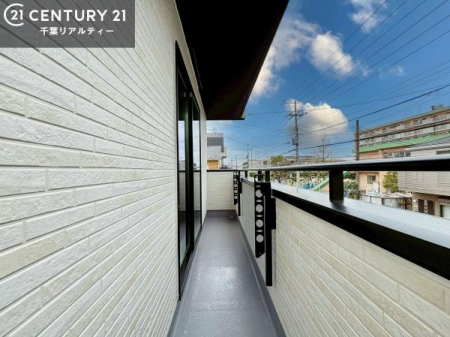 �o���R�j�[ �o���R�j�[���Q�����ɐ݂�����Ƃ�̂���݌v�B�p�r�ɍ��킹�Ďg���������ł��A�����̕�炵�����K�ɃT�|�[�g���܂��B