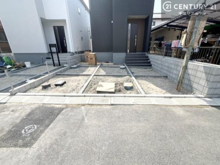 ���ԏ� ���ԃX�y�[�X��2�䕪����܂��I�Z�J���h�J�[�͂������A�o�C�N�⎩�]�ԂȂǂ��u���ꏊ�ɍ���܂���B