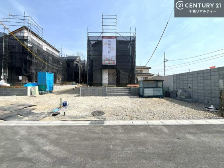 ���ԏ� ���ԃX�y�[�X��3�䕪����܂��I�Z�J���h�J�[�͂������A�o�C�N�⎩�]�ԂȂǂ��u���ꏊ�ɍ���܂���B