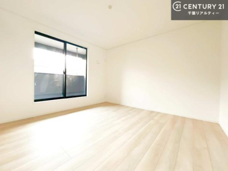 �m�� �o���R�j�[�ɖʂ��Ă���m���ł��B���邭�����肪����A���C����������ł��܂��I���N���āA�O�ɏo�Ĕw�L�т����[�ċz�����ǂ������}������邱�Ƃ��ł��܂��B