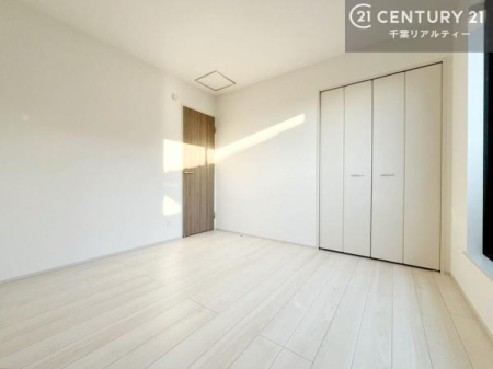 �m�� ���[���������肠��̂ŉƋ�̔z�u�����₷���A���C�t�X�^�C���ɍ��킹����������肪�\�ł��B