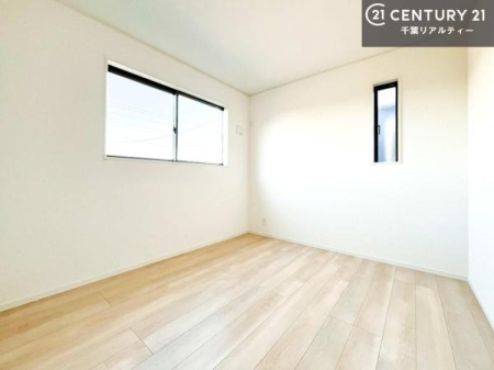 �q������ �|���o�������Ȃ��������́A���q�l�̂������Ƃ��Ă����S�ł��I
���[�X�y�[�X���[�����Ă���̂ŎU�炩�������������T�b�ƕЕt�����܂��I