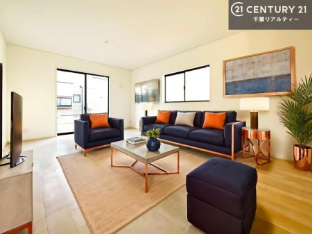 ���r���O �Ƌ��CG�p�[�X�ł��B�J�����̂���L�XLDK�I�\�t�@�[��_�C�j���O�e�[�u����u���Ă������ɂȂ�Ȃ��̂ŉ��K�ɉ߂����܂��I