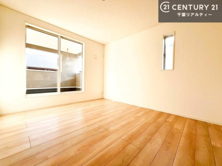 �Q�� �o���R�j�[�ɖʂ��Ă���m���ł��B���邭�����肪����A���C����������ł��܂��I���N���āA�O�ɏo�Ĕw�L�т����[�ċz�����ǂ������}������邱�Ƃ��ł��܂��B