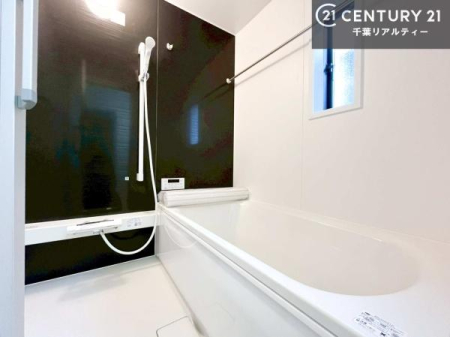 ���� �������������l�̕��͋C�̃o�X���[���́A�����o�Ă��ăo�X�^�C�����[���I
���d���撣���Ă��邲�J���ɂ��D�݂̓����̓����܂����āA�y����ł݂Ă͂������ł��傤���H