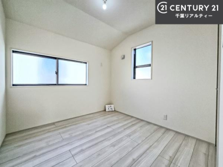 �q������ �|���o�������Ȃ��������́A���q�l�̂������Ƃ��Ă����S�ł��I
���[�X�y�[�X���[�����Ă���̂ŎU�炩�������������T�b�ƕЕt�����܂��I