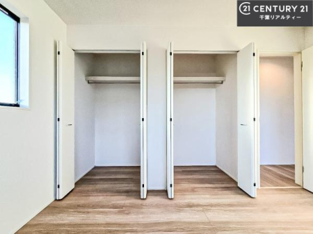 ���[ ���[�X�y�[�X�[�����Ă��܂��I�}�Ȃ��q�l�����q���Ă��U�炩�������������T�b�ƕЕt�����܂��I�������̃X�y�[�X�����܂��Ƃ肠�邨���������o���邱�Ƃ��o���܂��I