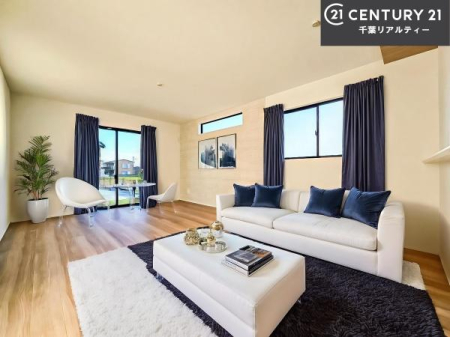 ���r���O �Ƌ��CG�p�[�X�ł��B�L�X�_�C�j���O�X�y�[�X�I������肨�H���B�΂��������y�������Ԃ��߂����܂��B���X�̔���������܂��I