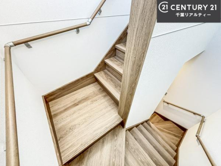 ���̑����� �K�i�͖��邭�萠������Ă��܂��B���q�l�₲�N�z�̕������S���Ă����p�����܂��ˁB