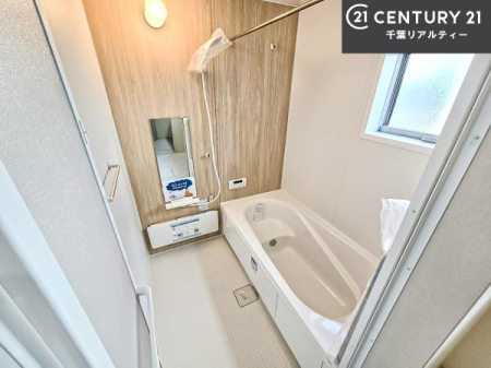 ���� �L�X�o�X�ň���̔������t���b�V���B�����L�΂���̂ŁA�����ɂ��������ƐZ����܂��ˁI�����̃o�X�^�C�����y���݂ɂȂ�܂��B