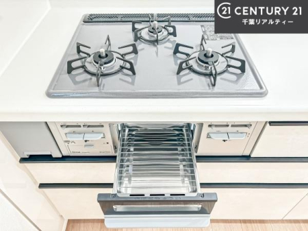 �L�b�`�� �R�����͎O������̂ł������̓����i�s���ł��܂��B
�������O�����t���ł��B�����X�y�[�X���L�X���Ă���׍�Ƃ����₷���I�g�����肪�ǂ��V�X�e���L�b�`���ł��I