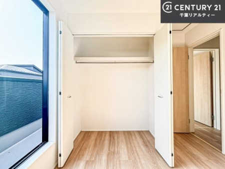 ���r���O�ȊO�̋��� �V���v���Ƀf�U�C������Ă��邽�߁A�Ƌ��I�т܂���I
���C�ɓ���̉Ƌ��u���Ă��낰���Ԃ���邱�Ƃ��ł��܂��B