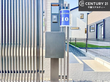 ���̑����n �����T���̂������E���v�]�E������ȂǁA���Ȃ�ƕ��ЃX�^�b�t�܂ł��\���t�����������I�s���Y�Ɋւ��邱�ƂȂ�A�ǂ̂悤�Ȃ��Ƃł����S���ӑΉ������Ē����܂��B
