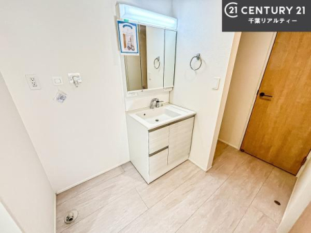 ���ʑ�E���ʏ� �[�����ʑ�{�E���́A�������˂ɂ����̂ł�����ꂪ�y�X�I���������ۂĂ܂��I
�L���C�Ȑ��ʏ��Ŏ��������̃��`�x�[�V�������オ��܂��ˁI