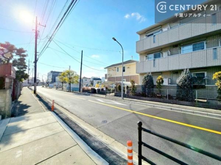 �O�ʓ��H�܂ތ��n�ʐ^ ���ӊ���A���q�l�̂���]�ɍ������������ꏏ�ɂ��ē���v���܂��B�Z��[���A�h�o�C�U�[�ɂ�邲���k������܂��B���Ђ͂��₢���킹�ɑ��Ή����܂��I���҂������܂���I