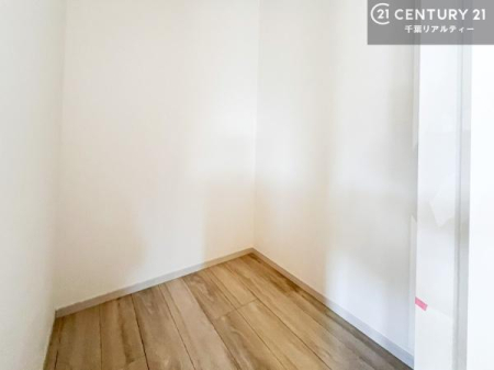 ���[ ���r���O���[�t���I�|���@����p�i�̎��[�����Ď��o�����֗��I���񌻒n�ɂĐ����̃V�~�����[�V���������Ă݂Ă͂������ł��傤���H