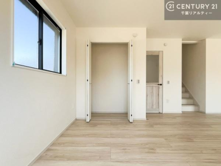 ���r���O ���[���[�����Ă��邩�炱���A�������͂����L�X�B�|����Еt�������N�ɂȂ�A���S�n�̗ǂ���炵�������܂��B